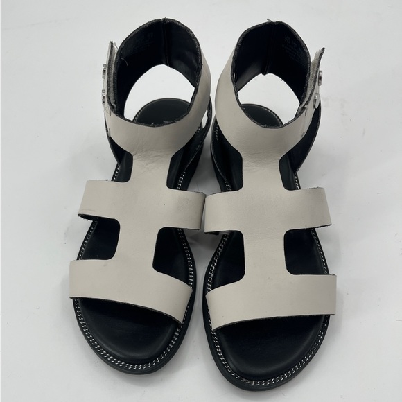 Franco Sarto Shoes - NWOT - Franco Sarto Genevia Gladiator Sandals - Size 7